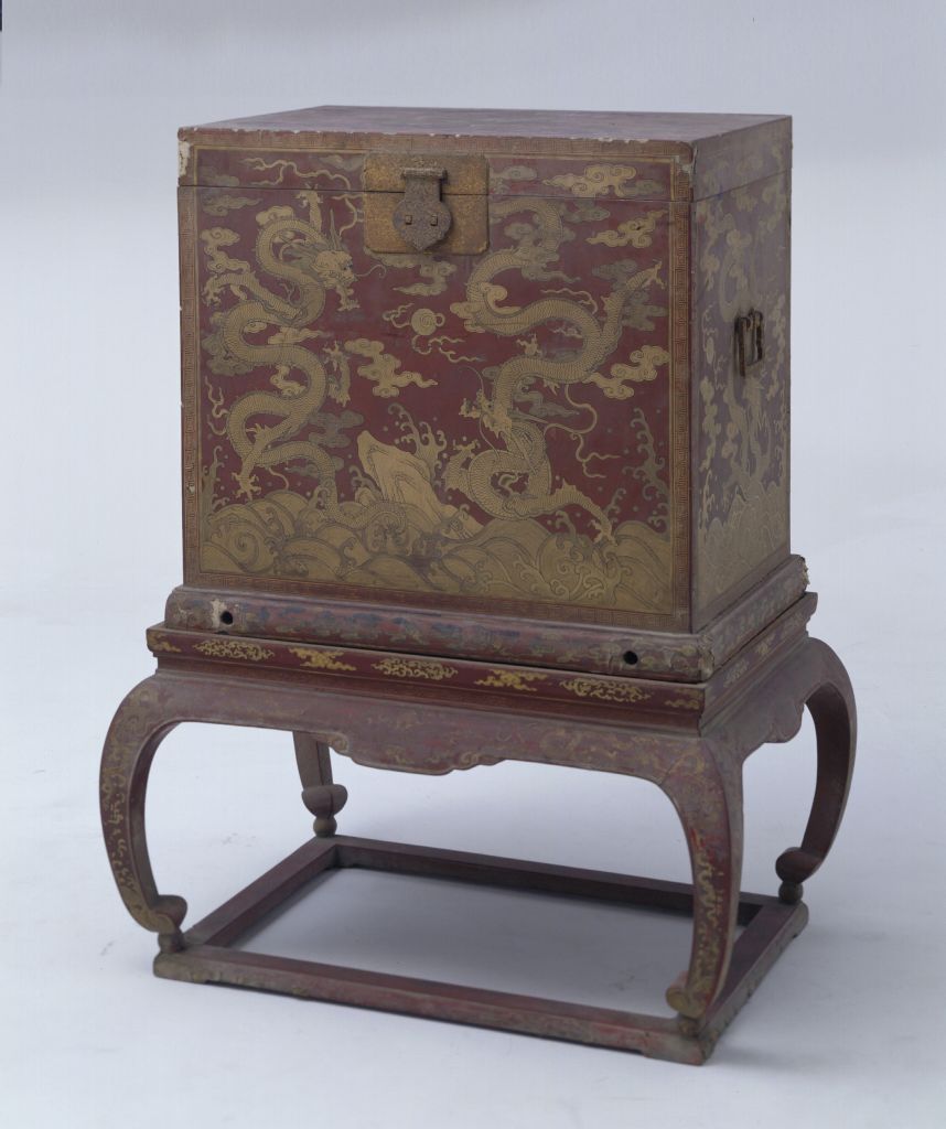 图片[1]-Red paint gold dragon pattern box-China Archive